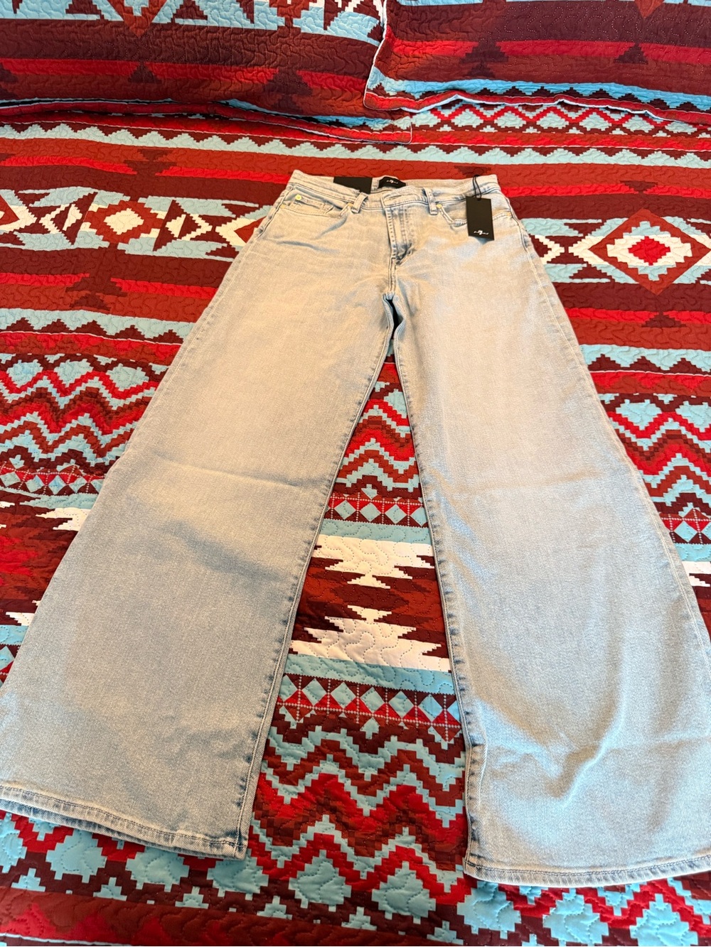 7 For All Mankind Lotta Tailorless Jeans in Frozen